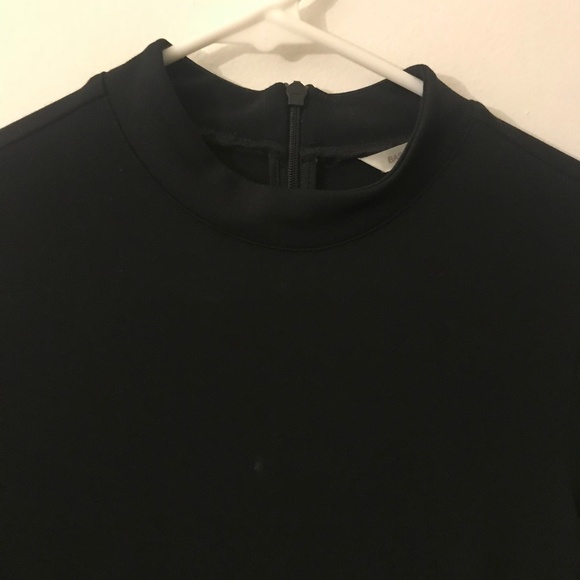 Black Dress - Picture 2 of 3